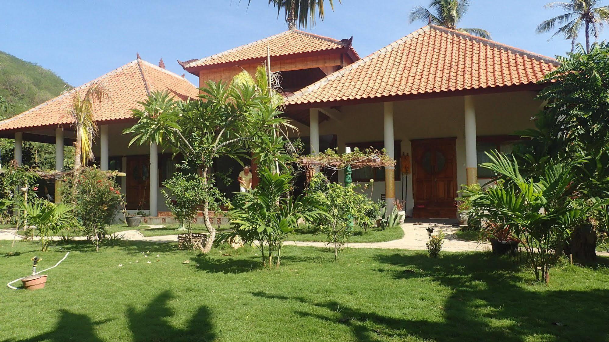 Hotel Hibiscus House Bali Pemuteran Esterno foto