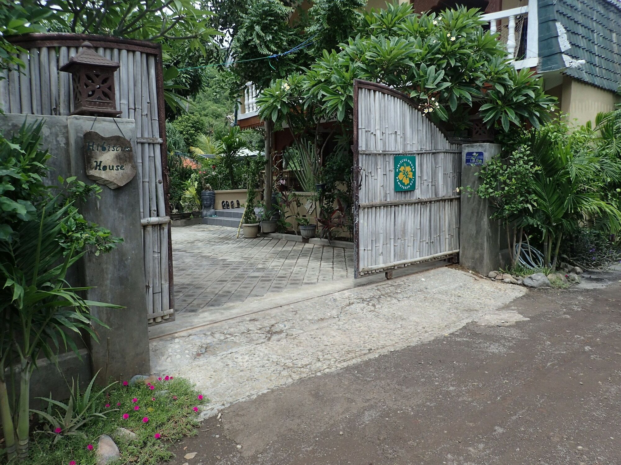Hotel Hibiscus House Bali Pemuteran Esterno foto